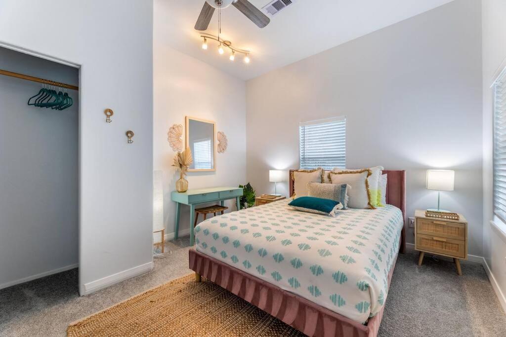 5/3 With A Heated Pool 2 Min From Beach, Updated 加尔维斯敦 外观 照片