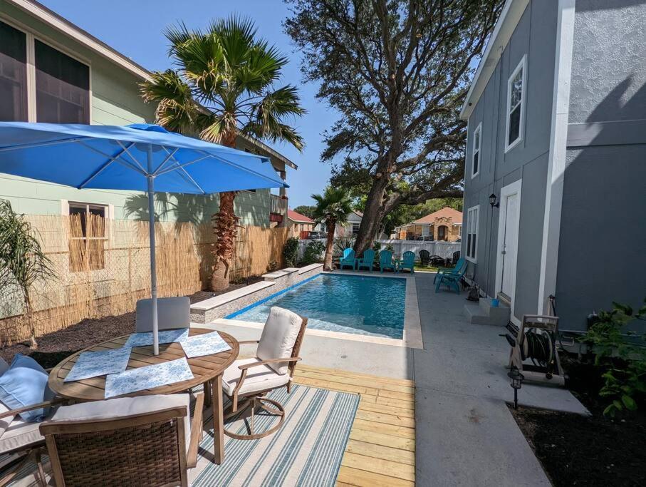 5/3 With A Heated Pool 2 Min From Beach, Updated 加尔维斯敦 外观 照片