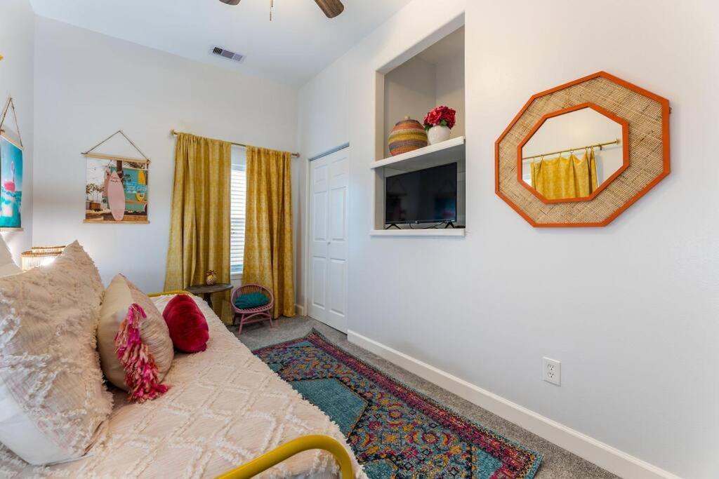 5/3 With A Heated Pool 2 Min From Beach, Updated 加尔维斯敦 外观 照片